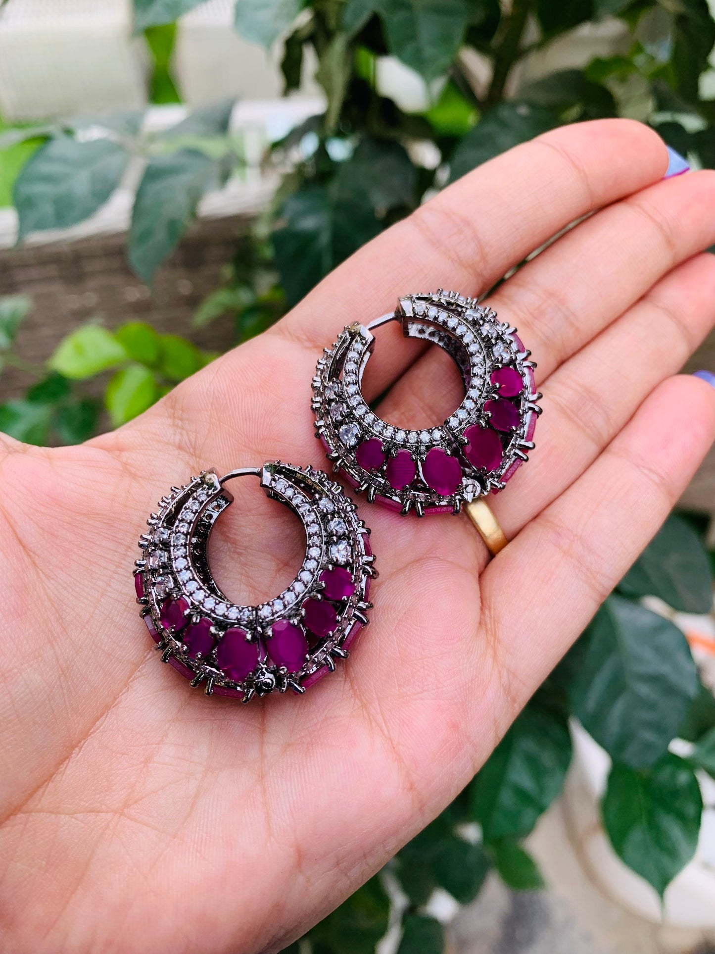 Statement Hoops (baalis) Dark Colors