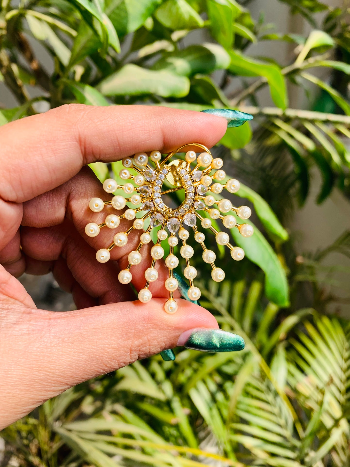 Golden Stud with Pearls