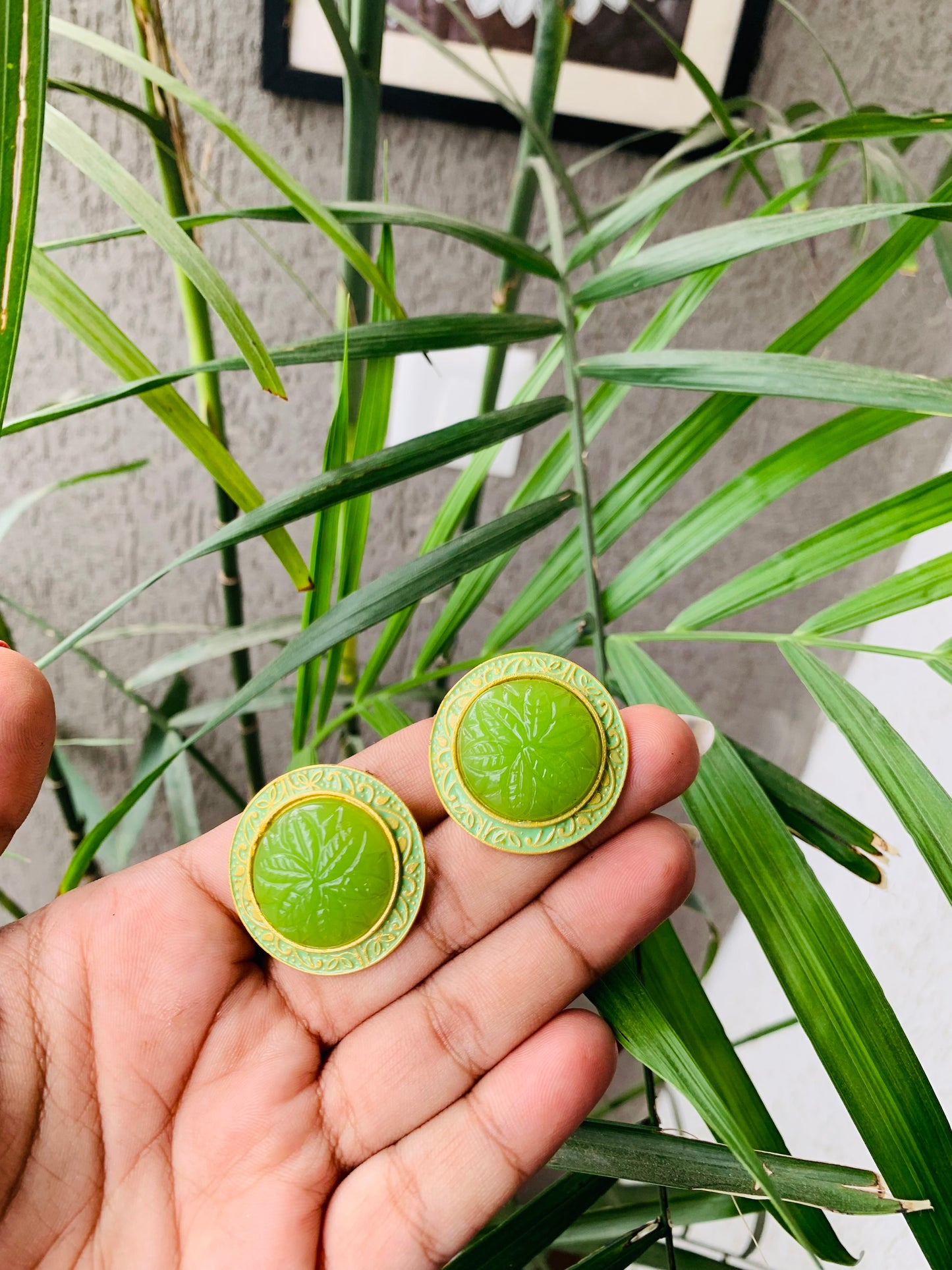 Green Leaf Carved Stud Earrings
