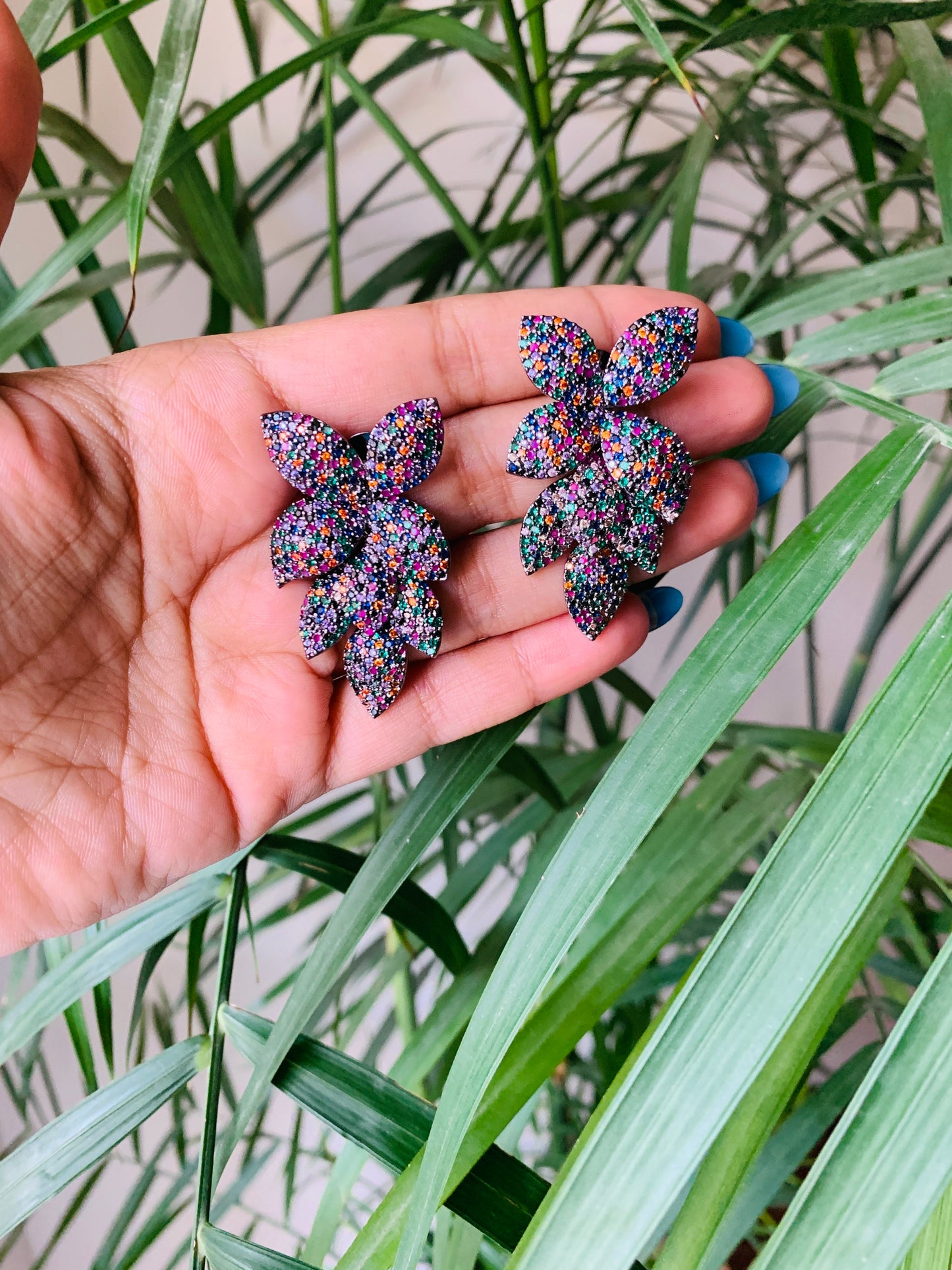 Leaf Pattern MicroAd Danglers