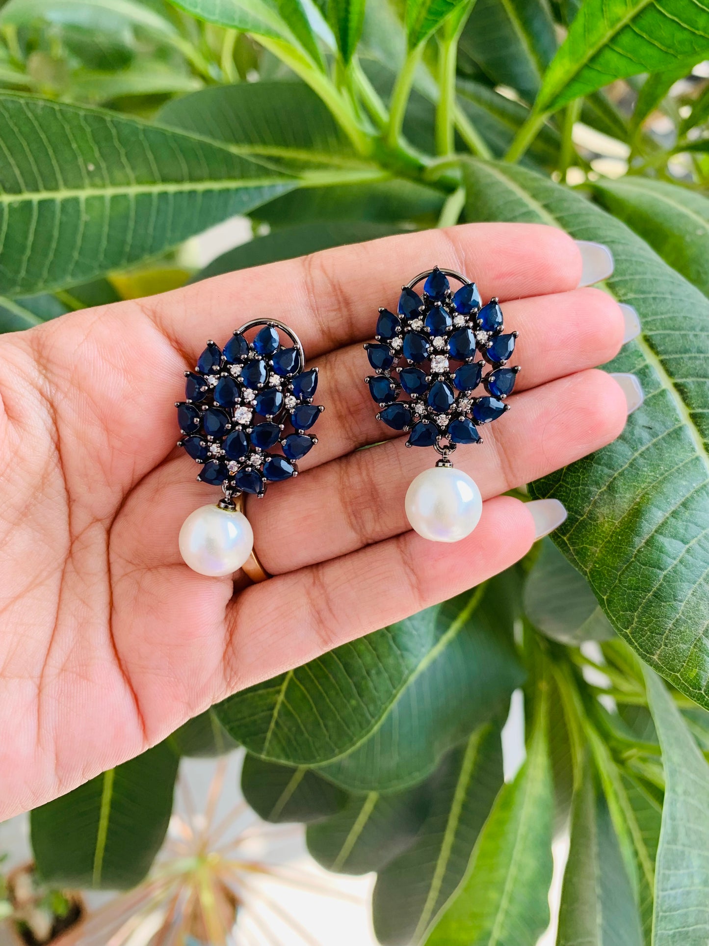 Medium Stud Earrings with Pearl Drop