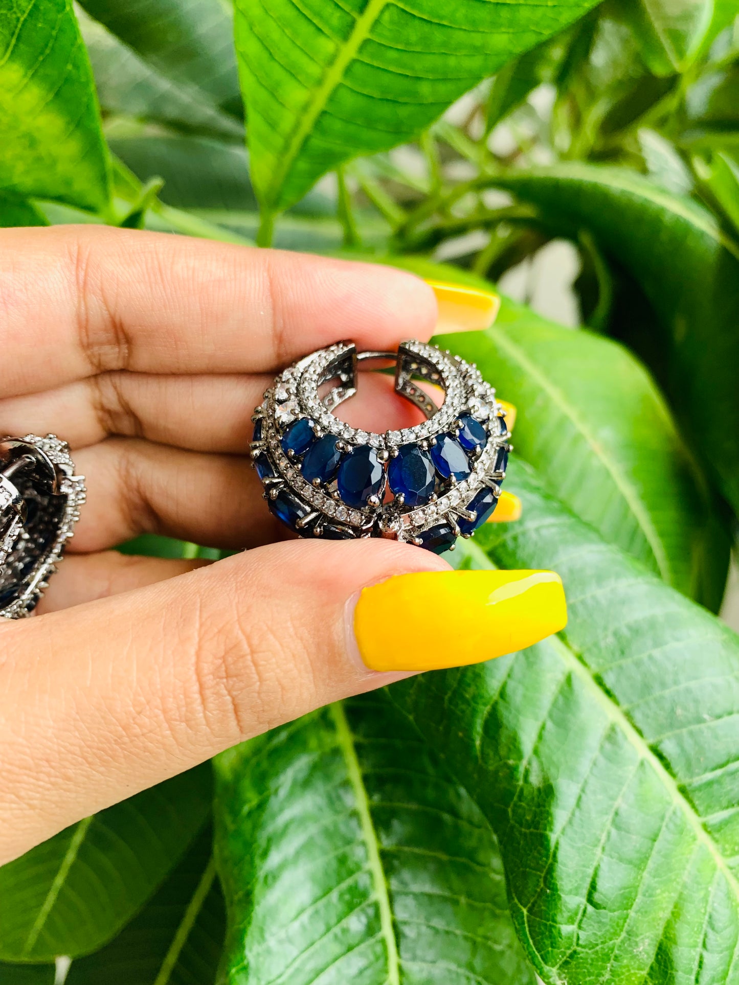 Statement Hoops (baalis) Dark Colors