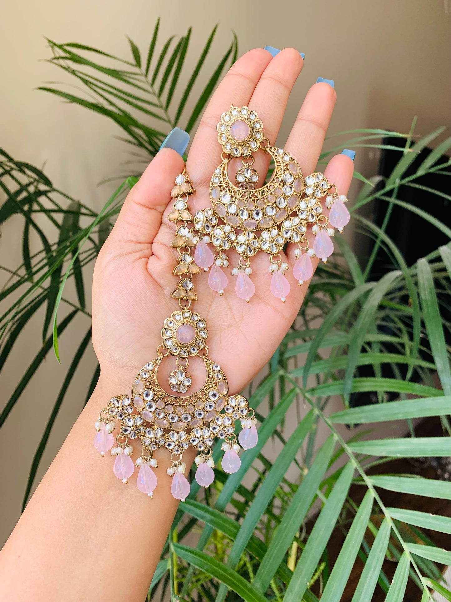 Beautiful ChaandBaali With Maang Tika