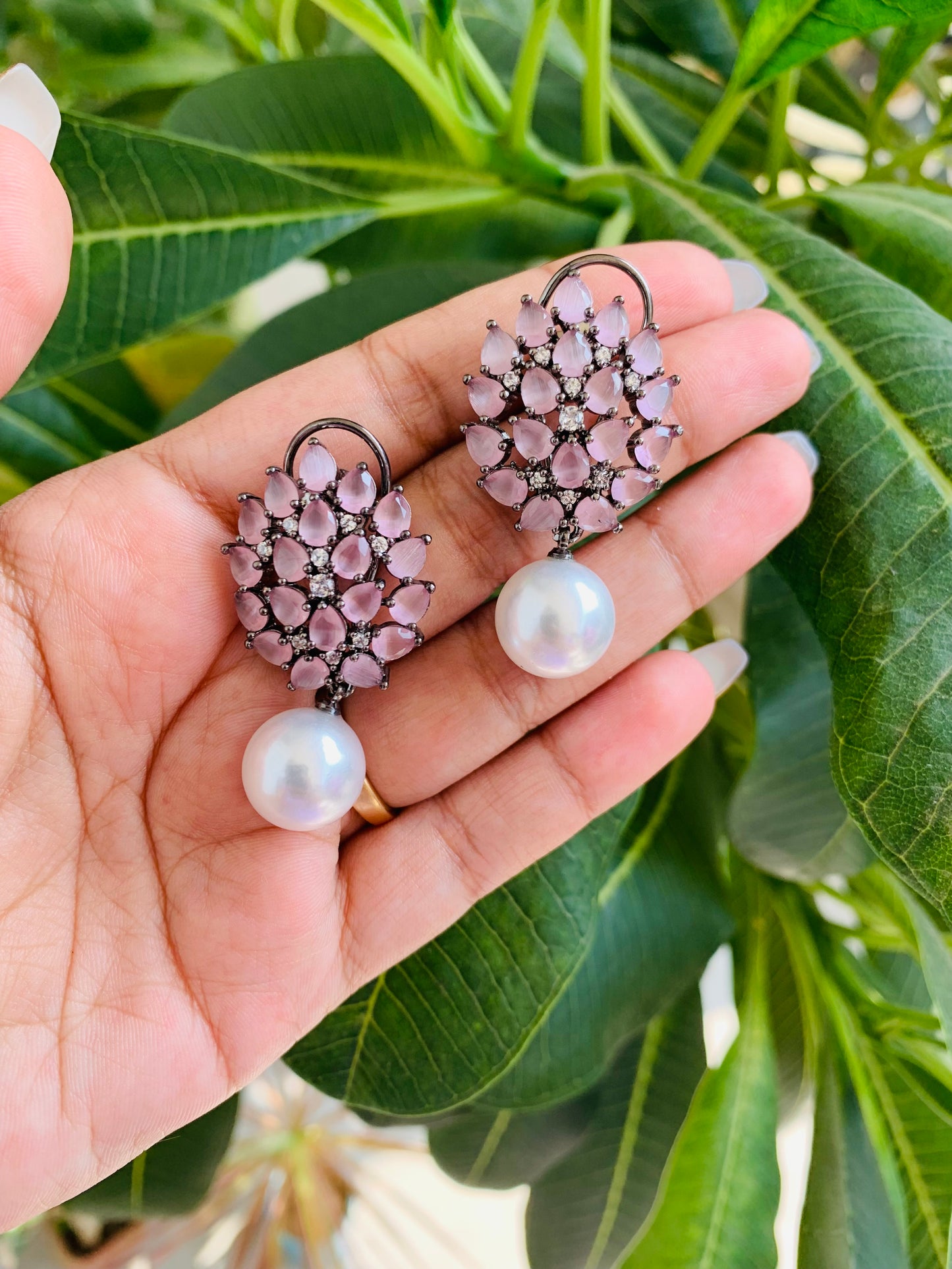 Medium Stud Earrings with Pearl Drop