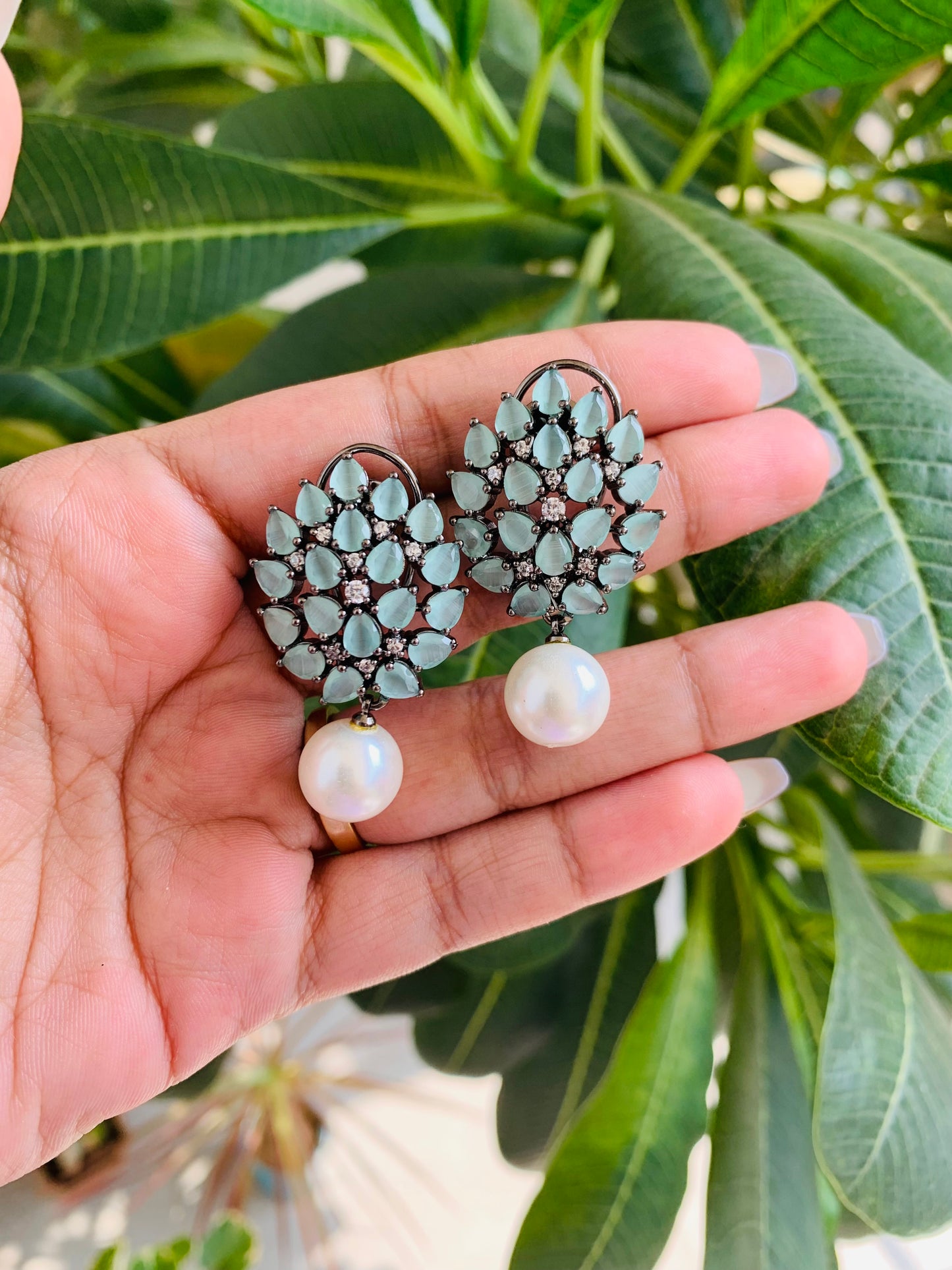 Medium Stud Earrings with Pearl Drop