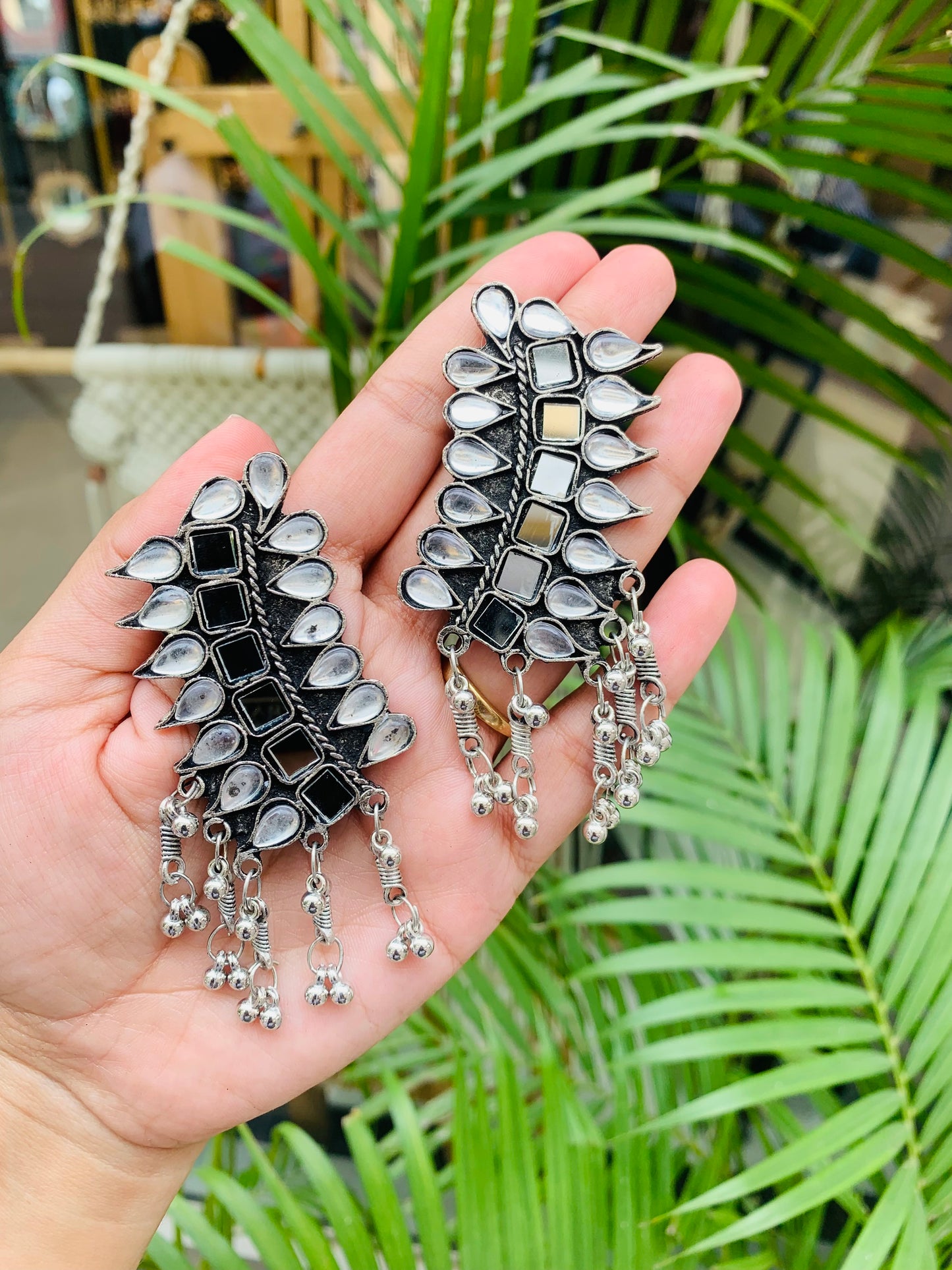Clear Stones Choker with Studs
