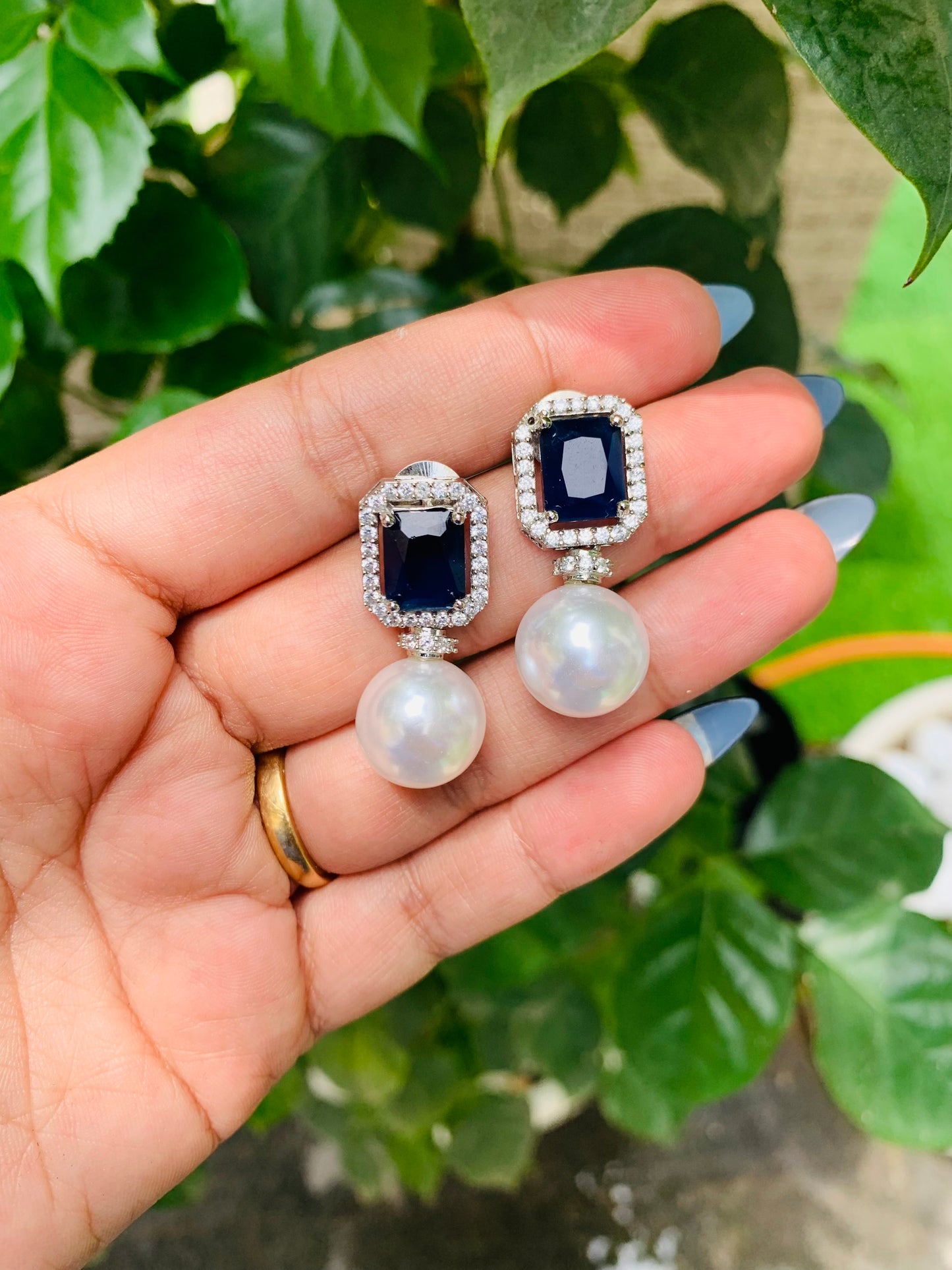 Small Pearl Drop Studs