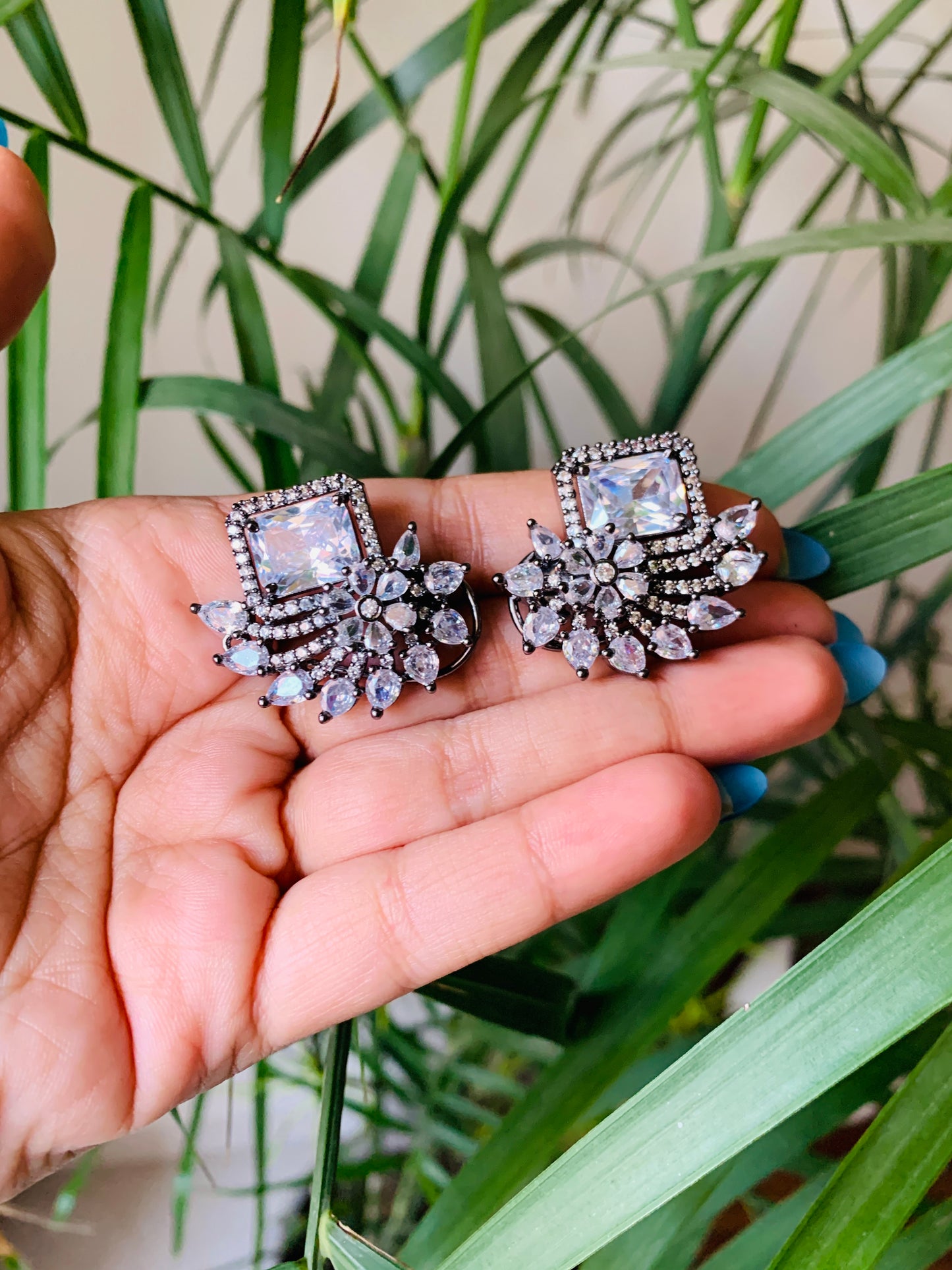 Unique Flower AD Stud Earrings