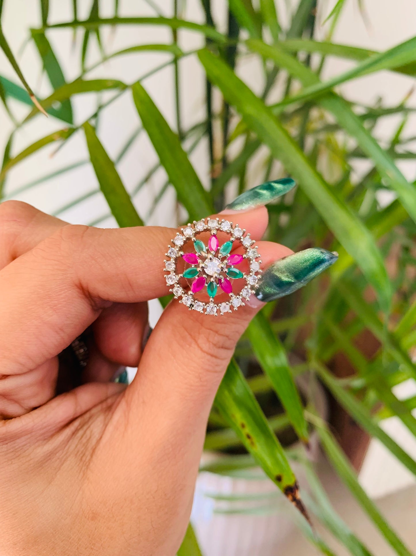 Small Flower Round AD Stud