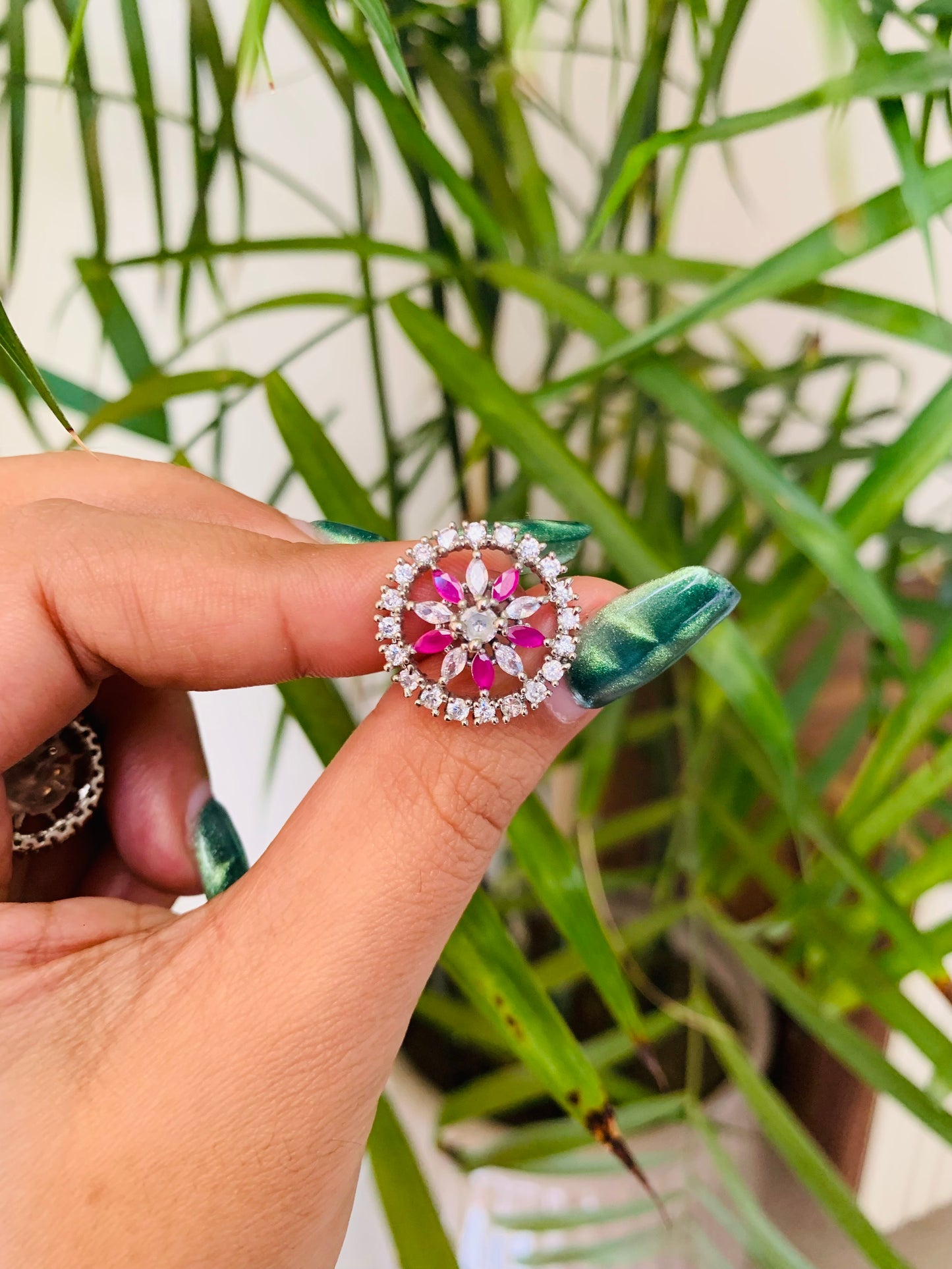 Small Flower Round AD Stud