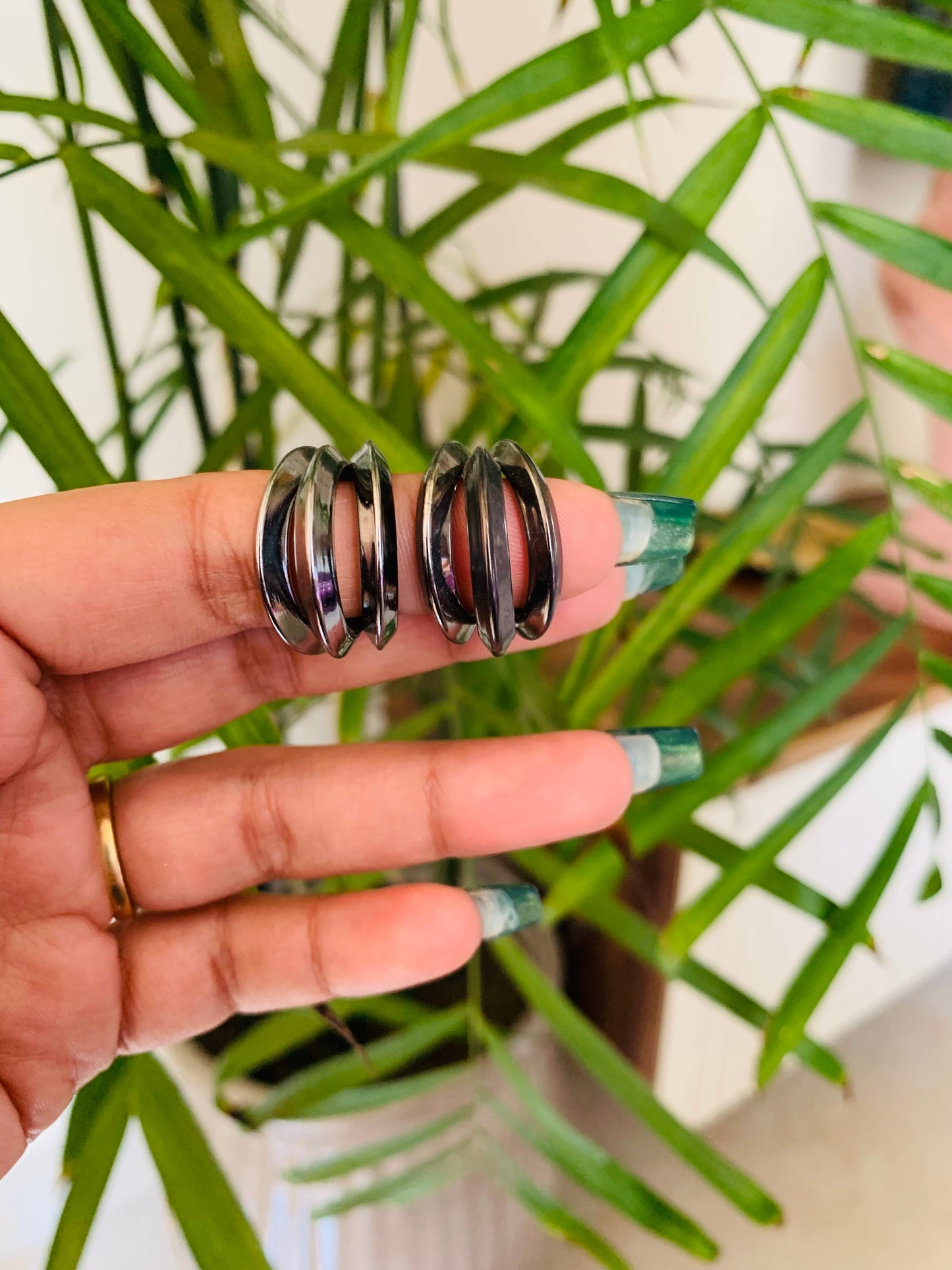 Victorian Polish Studs