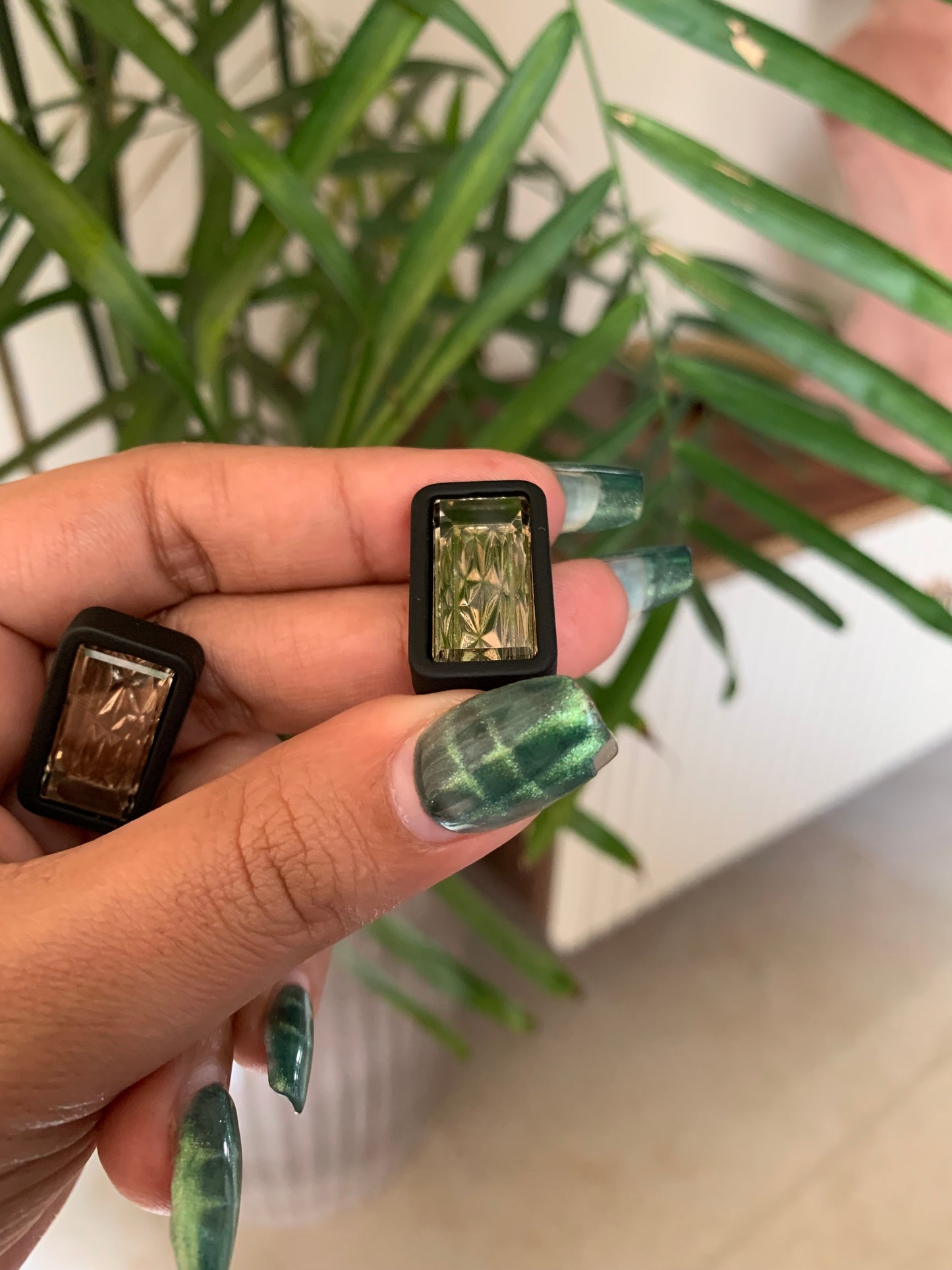 Black Champaigne Rectangle Stud