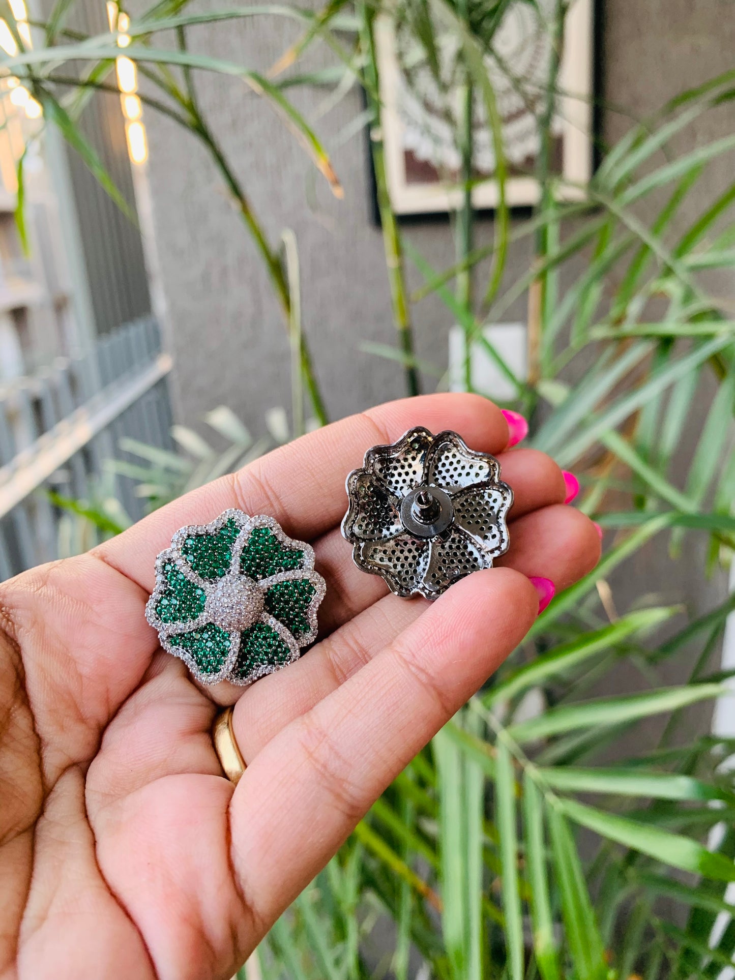 Micro AD Emerald Green Flower Shape Earrings