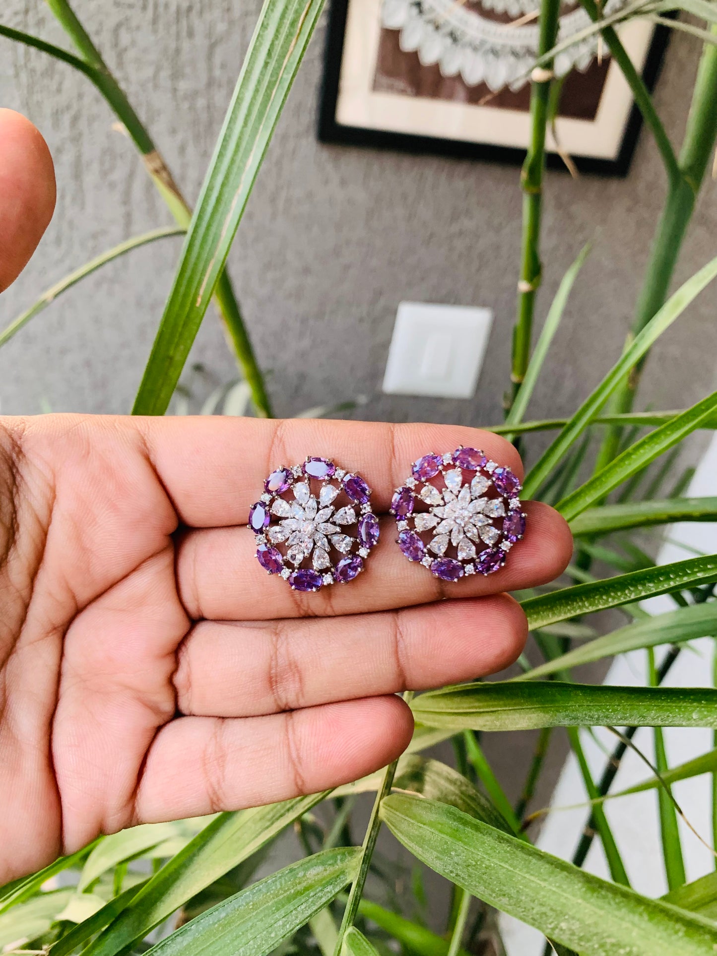 Golden Pretty Flower Stud
