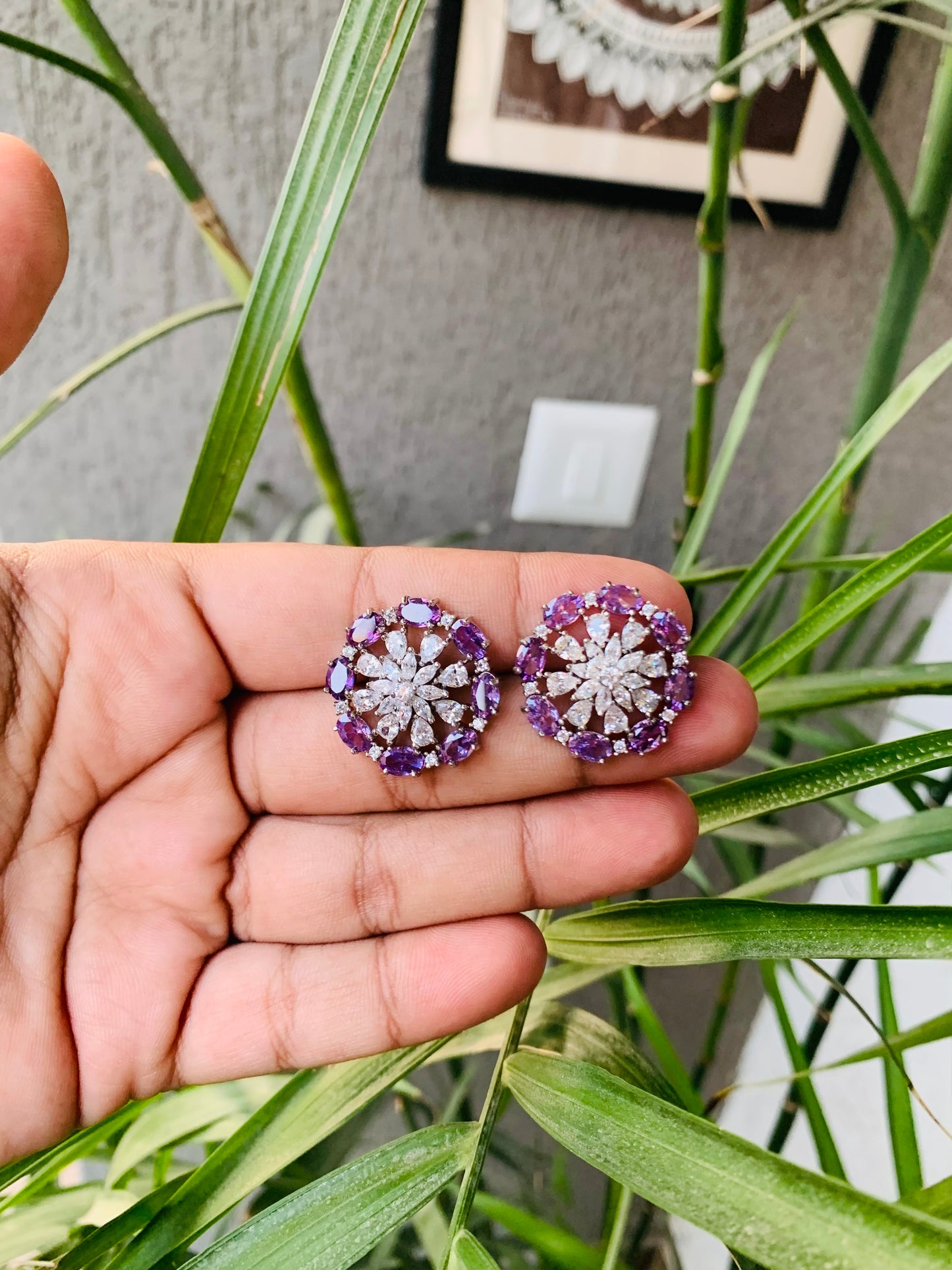Golden Pretty Flower Stud