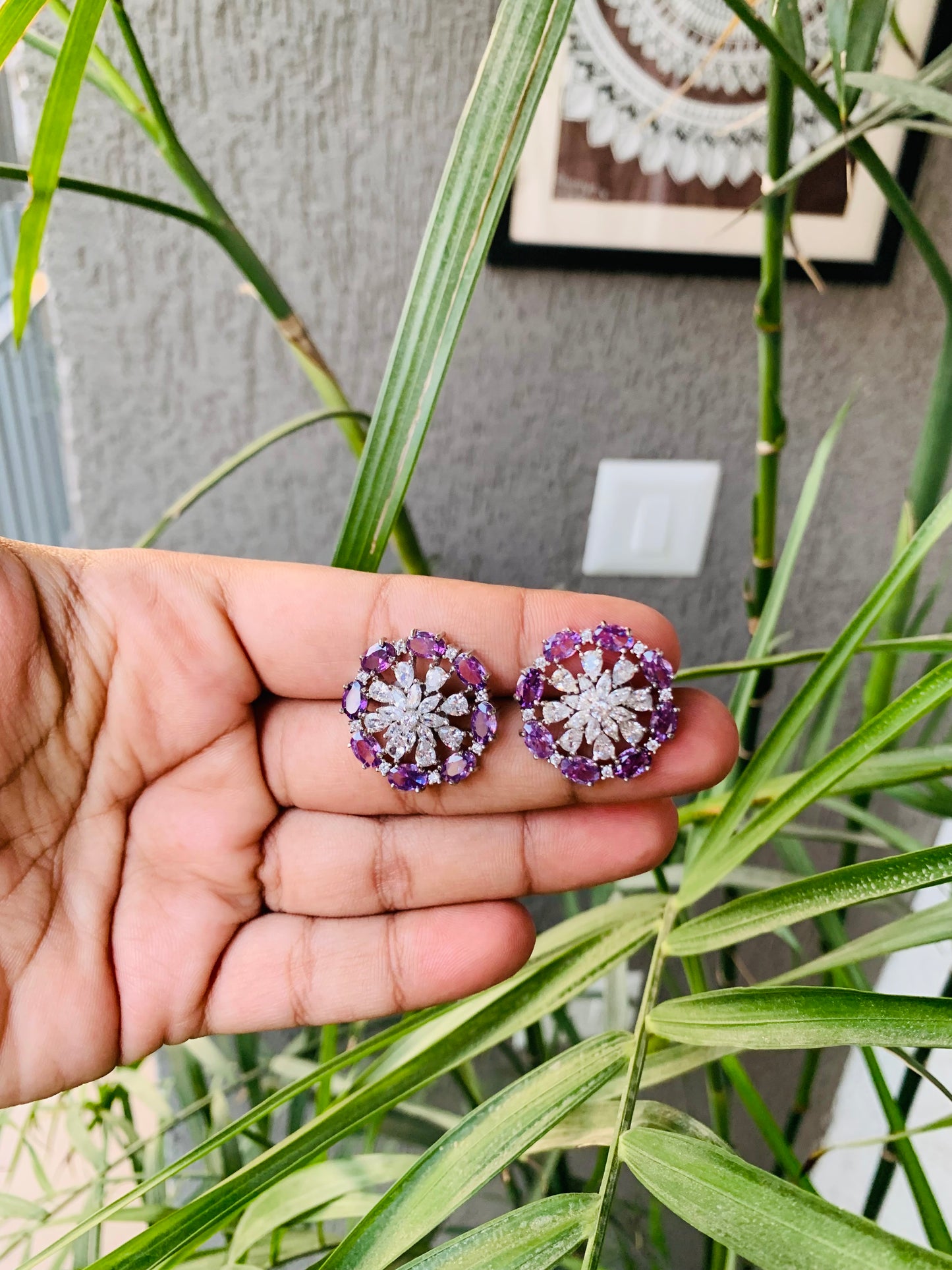 Golden Pretty Flower Stud