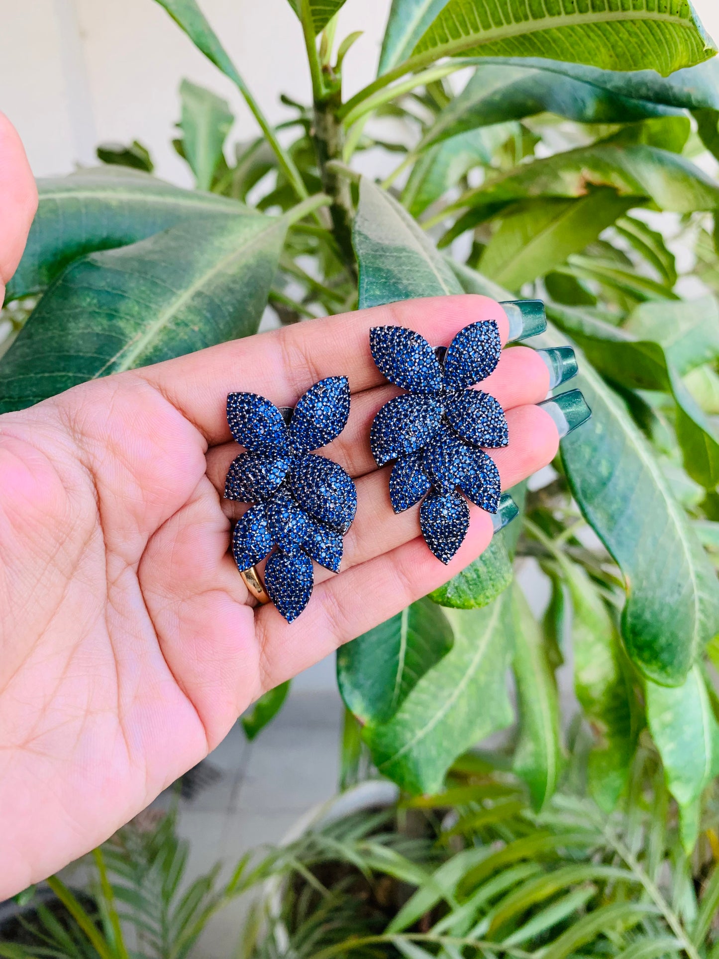 Leaf Pattern MicroAd Danglers