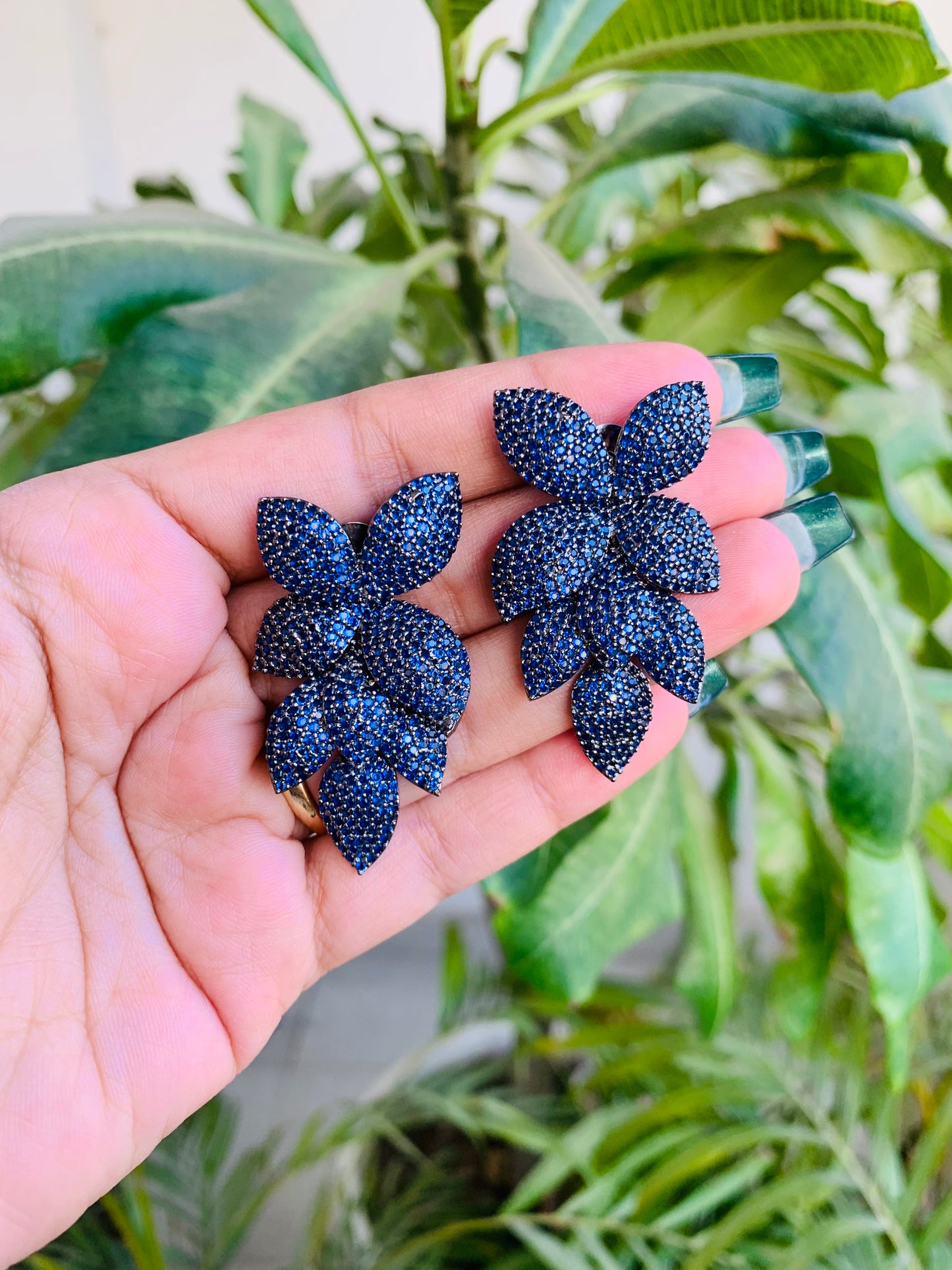 Leaf Pattern MicroAd Danglers