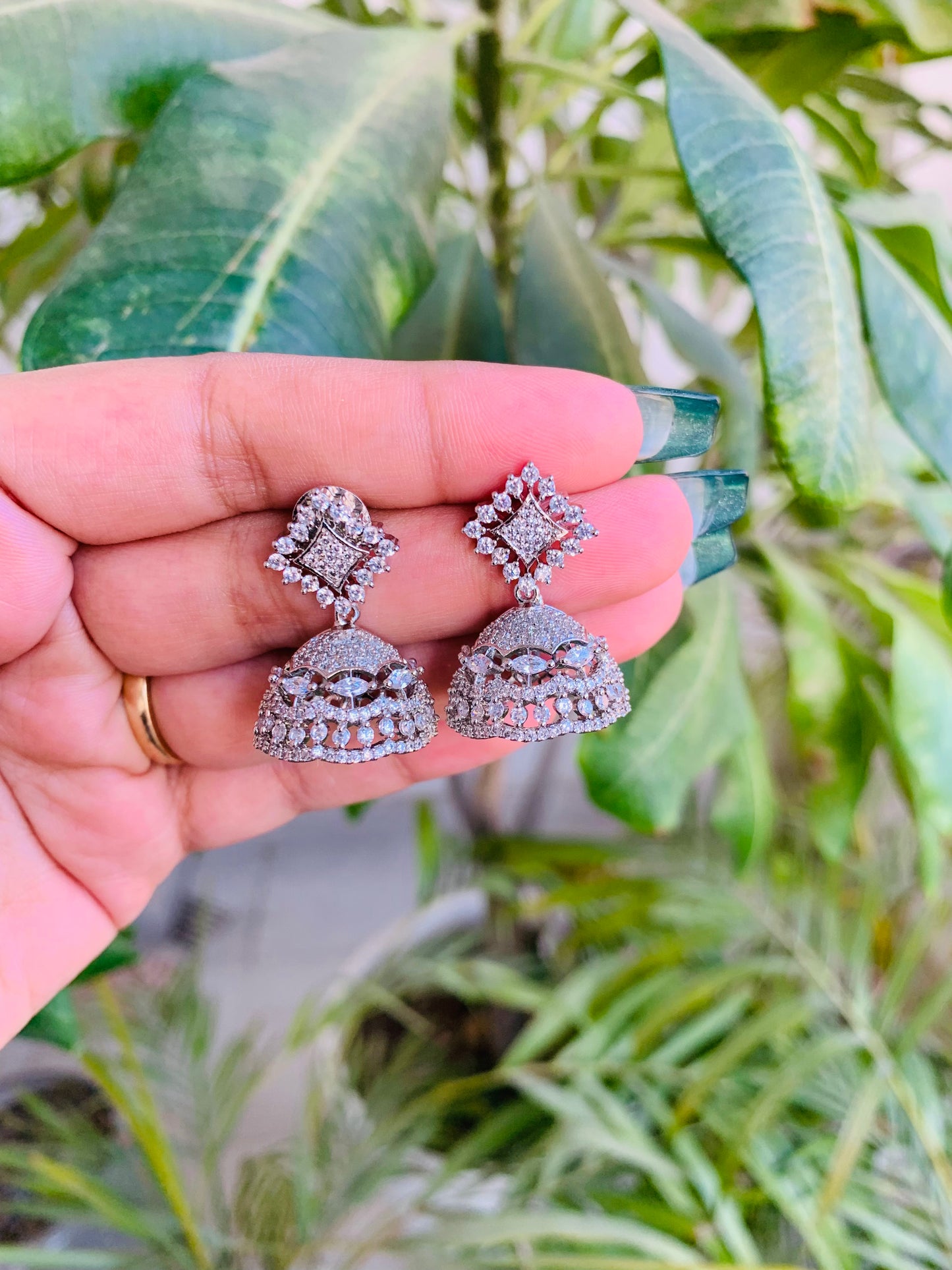 Small AD Jhumki