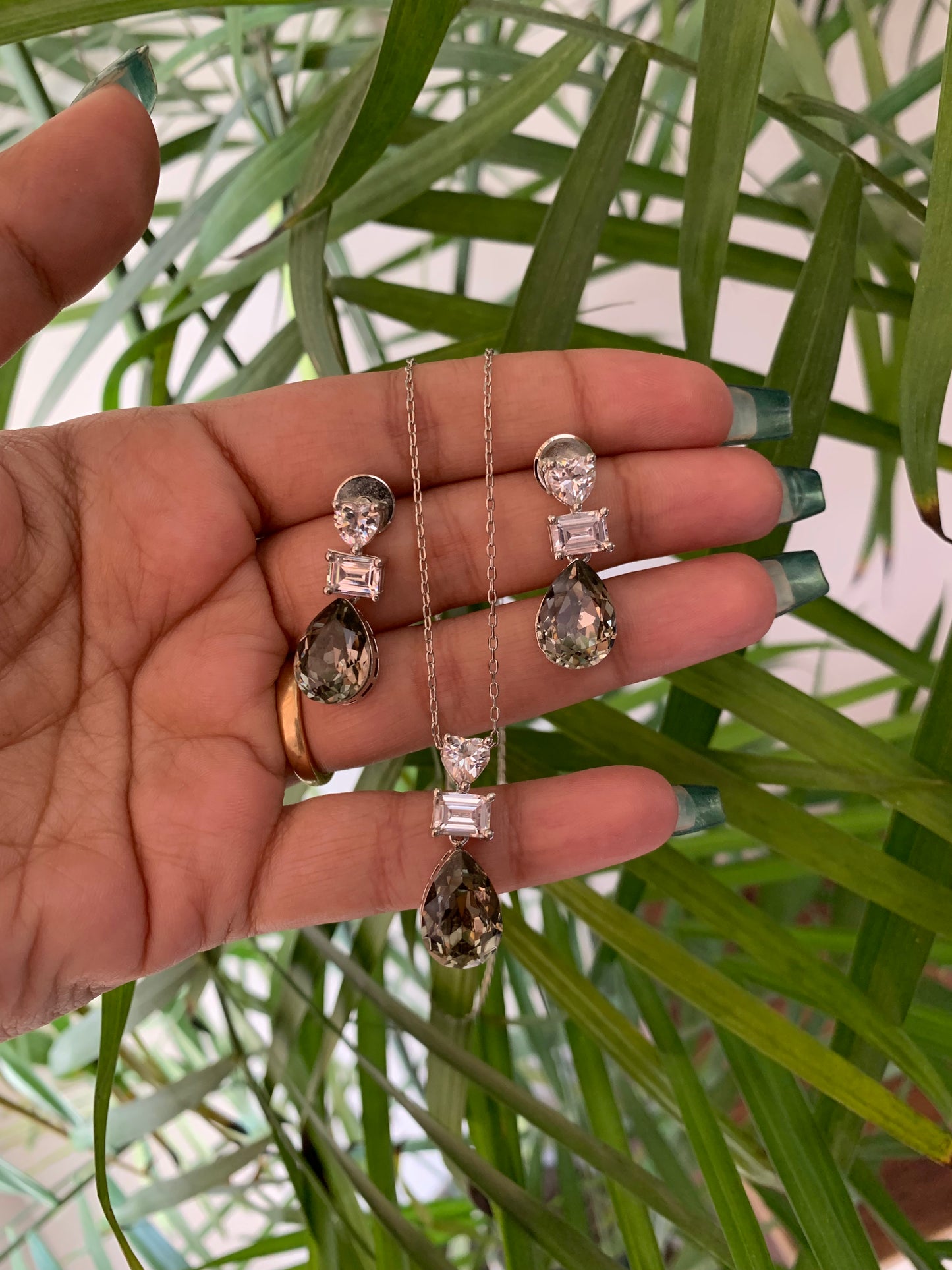 Olive Green Pendant Set