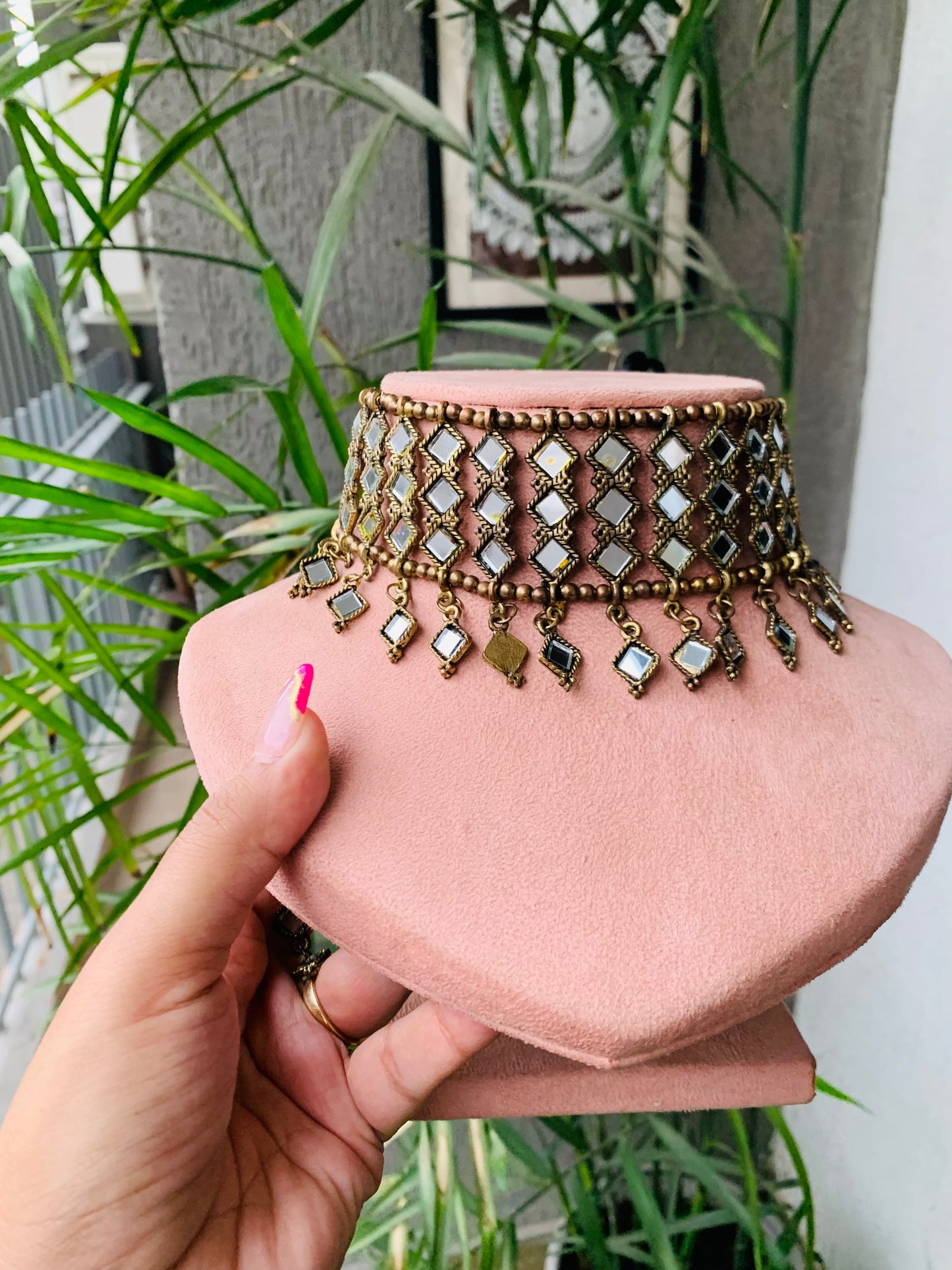 Square Mirrors Choker with Studs
