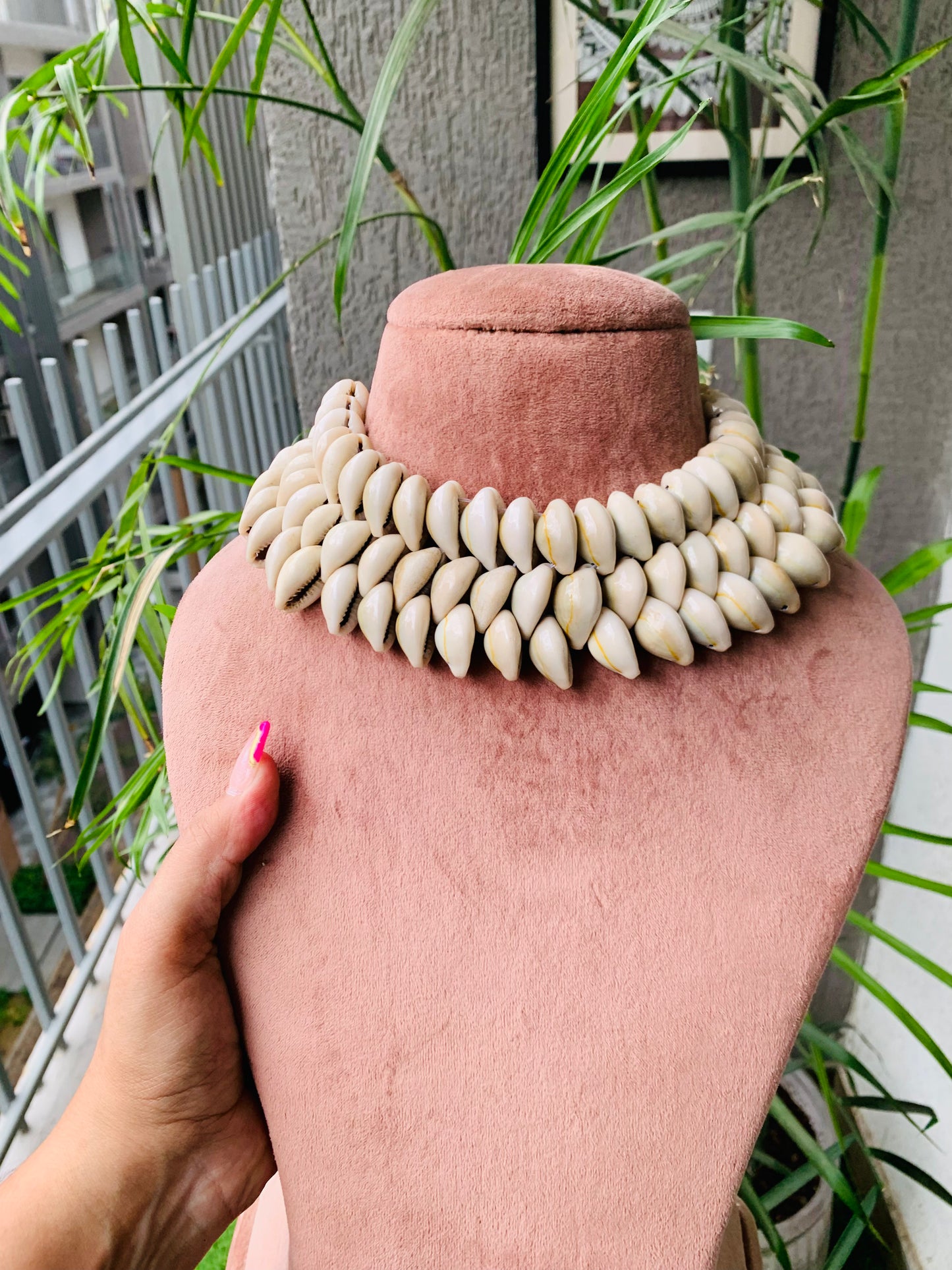 Shell Choker