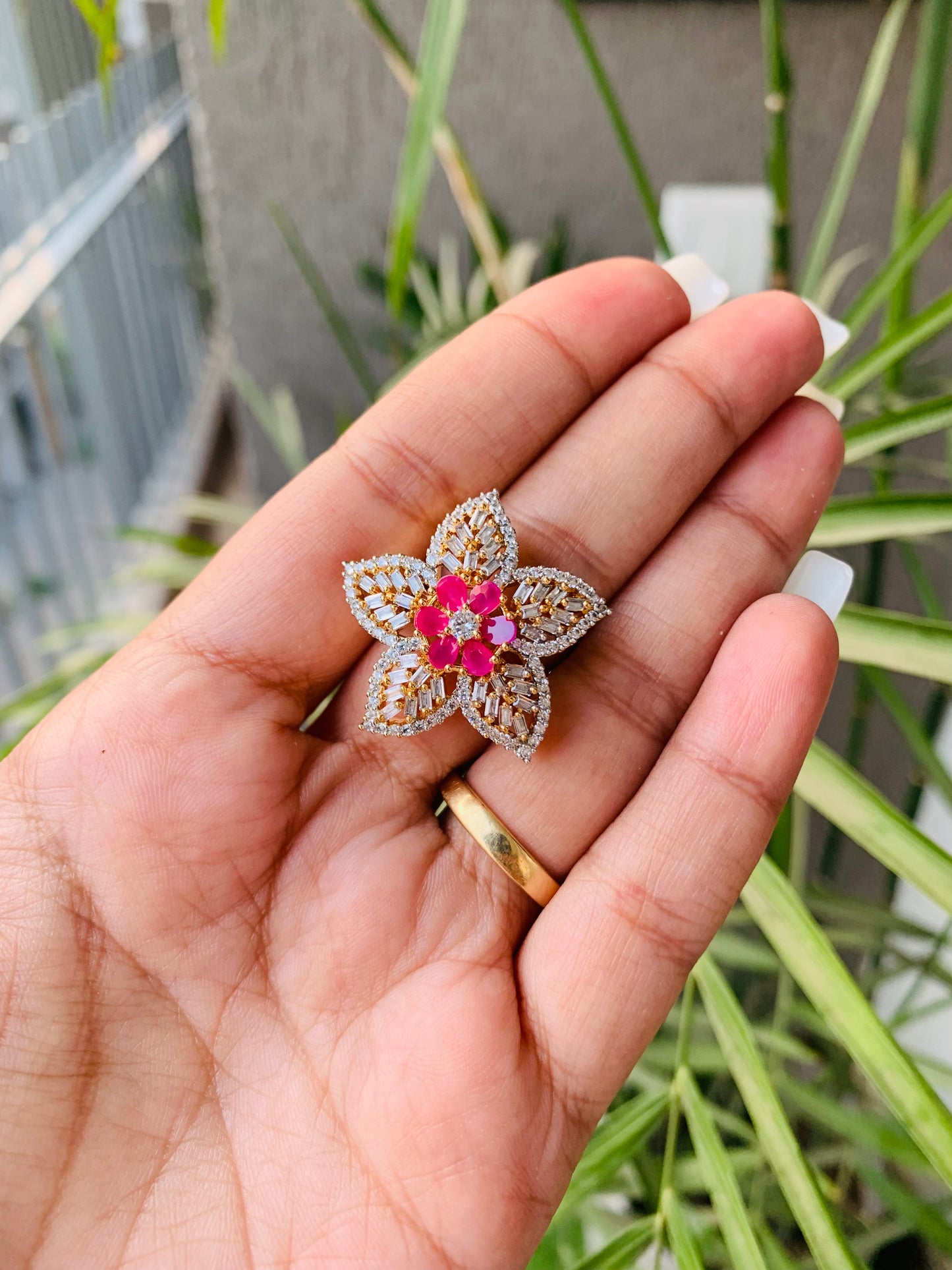 Two Flowers Golden Ring