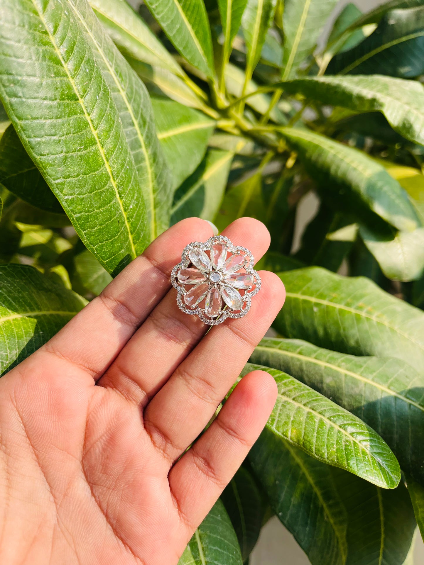Big Crystals Flower Ring