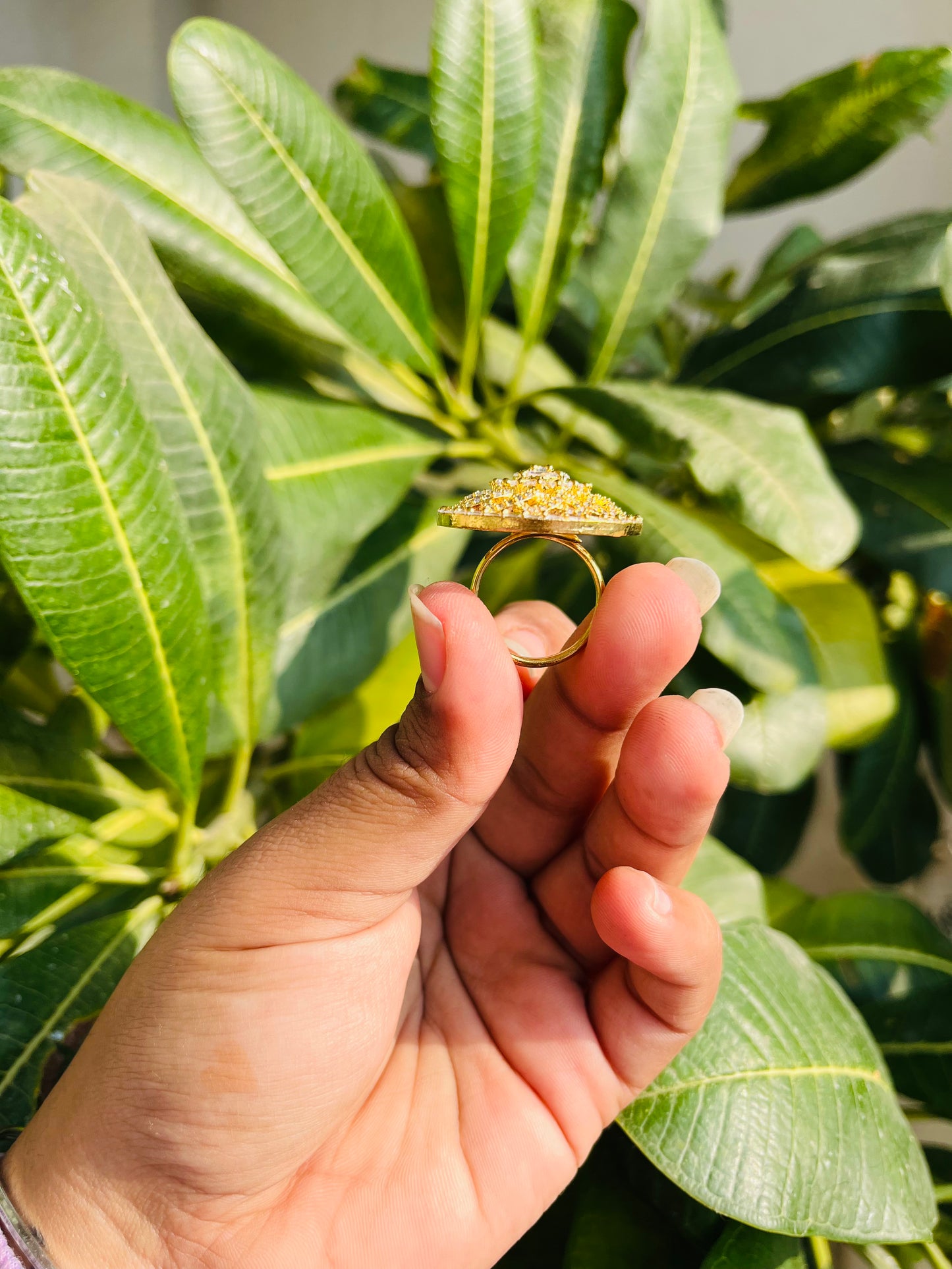 Real Look Golden Round AD Ring