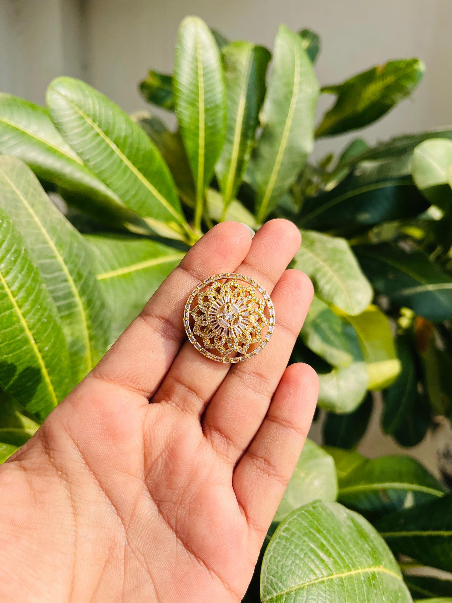 Real Look Golden Round AD Ring