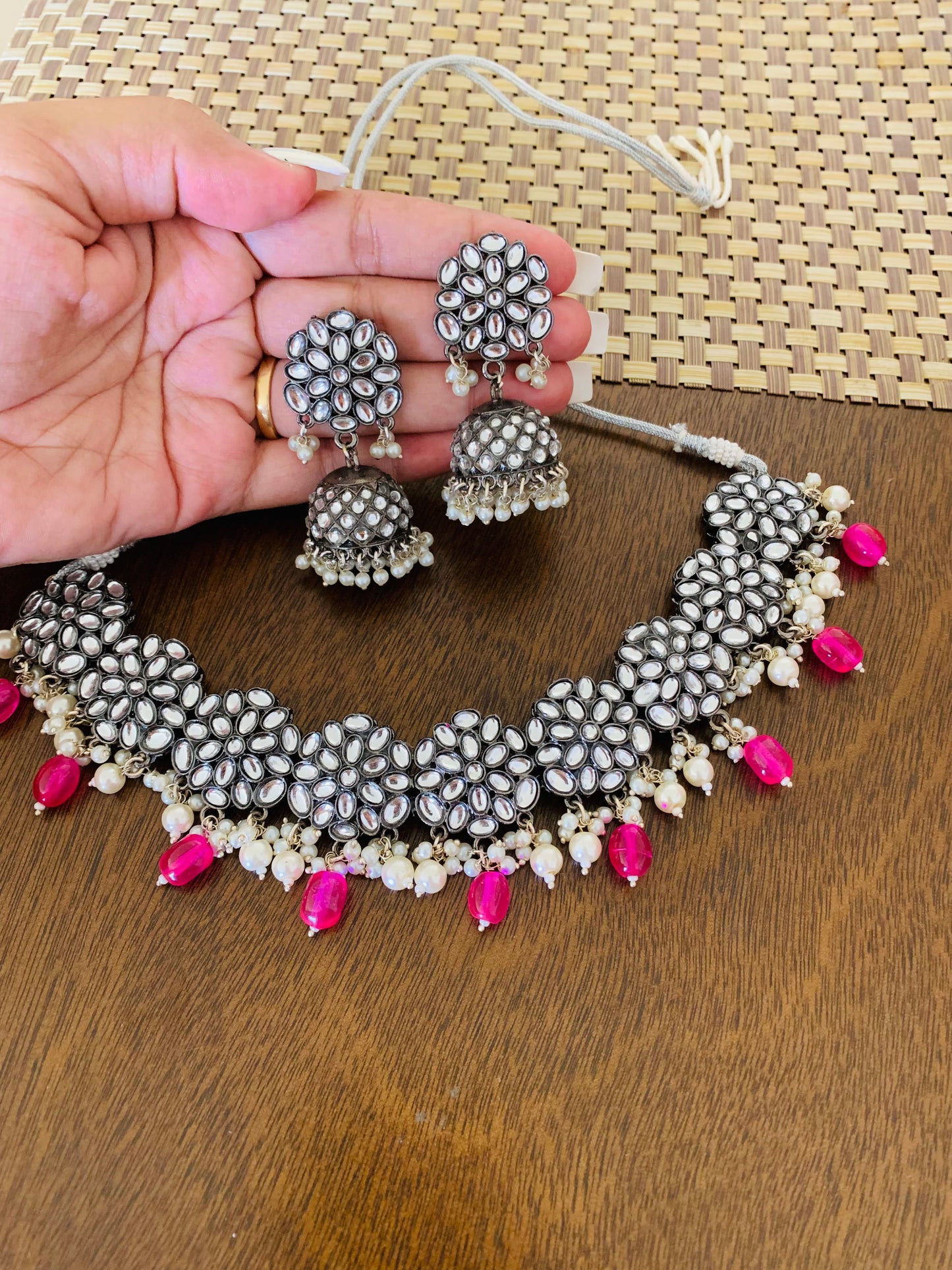 Kundan Choker in Multiple Colors
