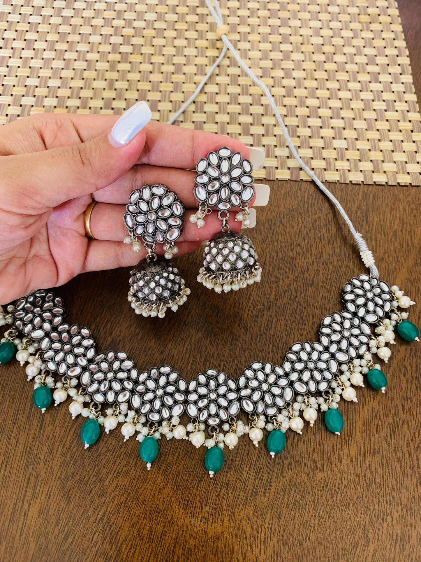Kundan Choker in Multiple Colors