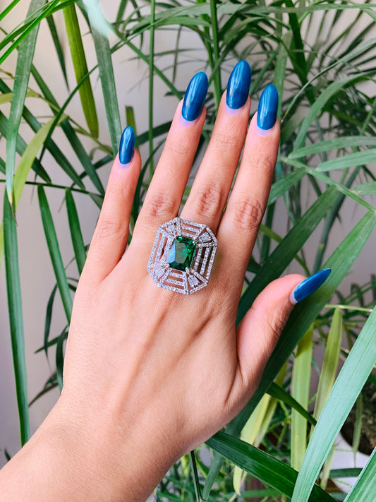 Big Emerald Crystal Ring