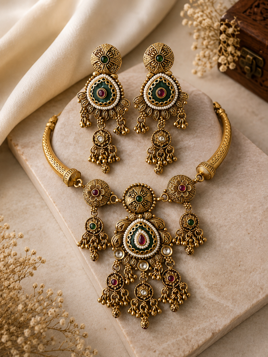 Heritage Peacock Pendant Necklace Set