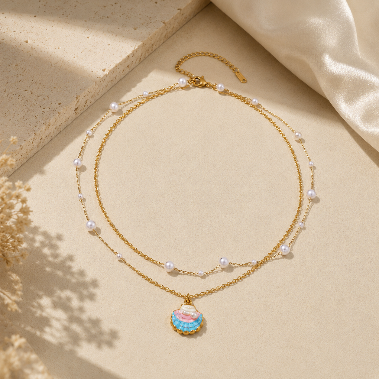 Pearl Shell Pendant Necklace