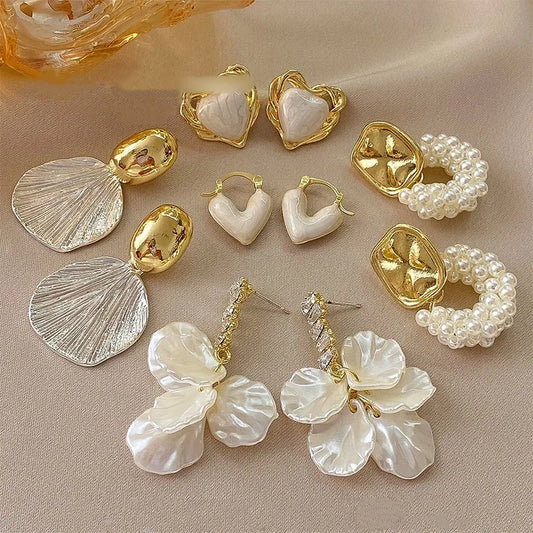 Elegant Heart Stud Earrings 925 Sterling Silver Needle Style Vintage Design Women's Fashion Jewelry