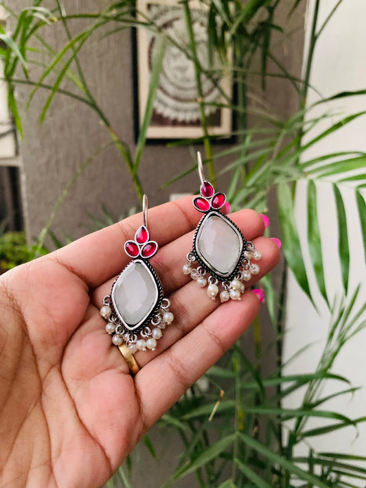 Big Stone Leaf Earrings