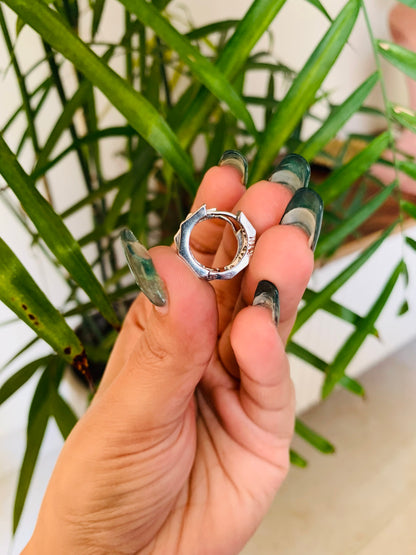 Small Americal Diamond Baali