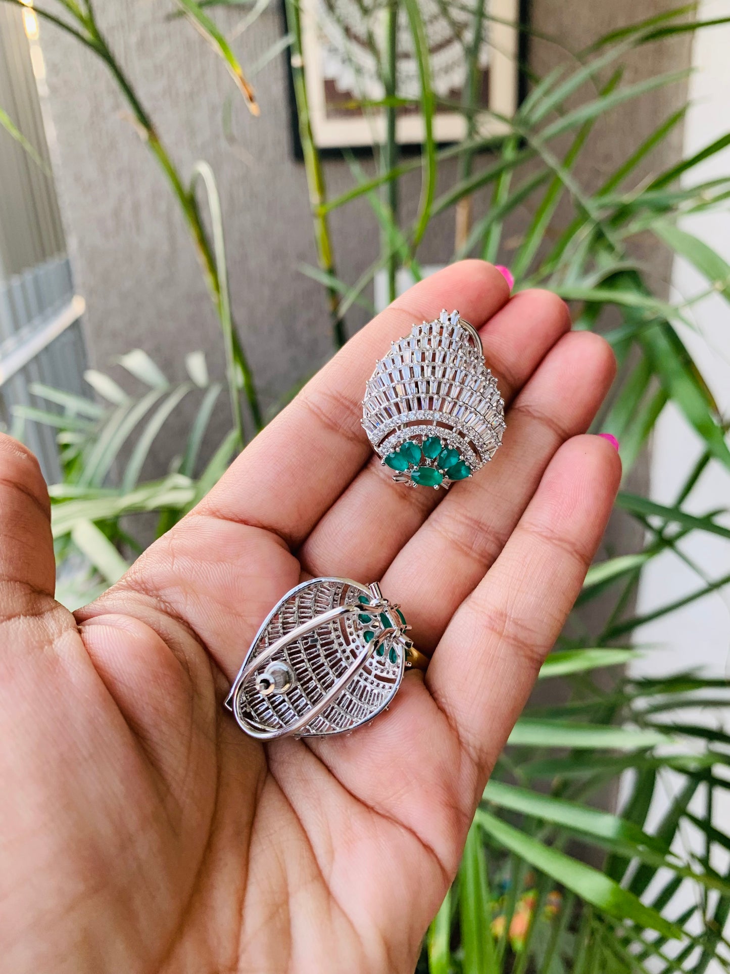 Leaf Shape Emerald Green Clear Stud