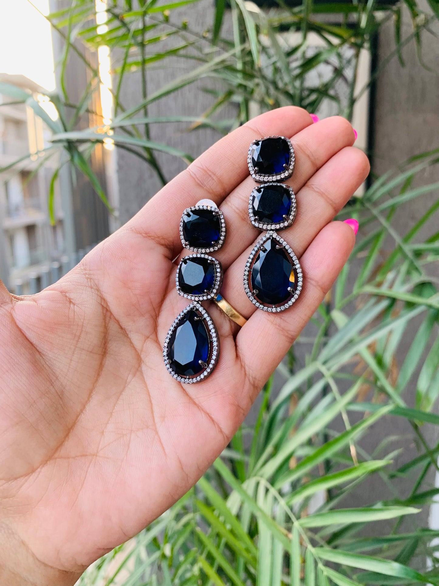 3 Stones Danglers