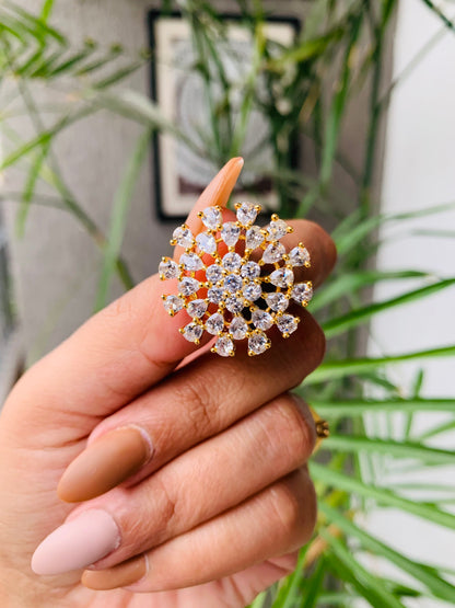 Golden Pretty Flower Stud