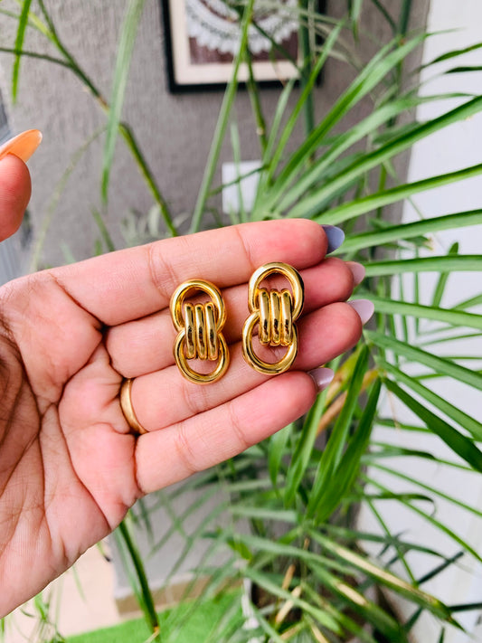 Golden Western Light Weight Earrings