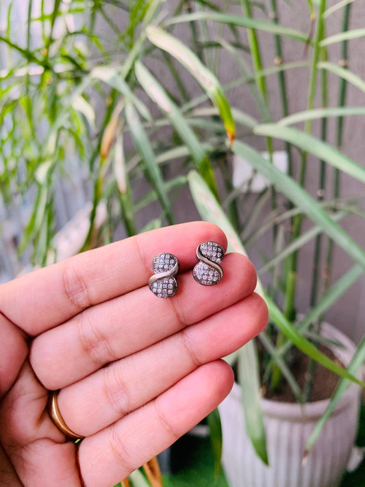 925 Sterling Silver Infinite Studs