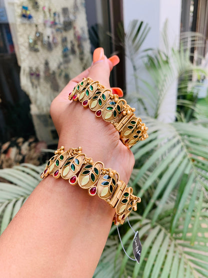Meenakari Leaf Bangle