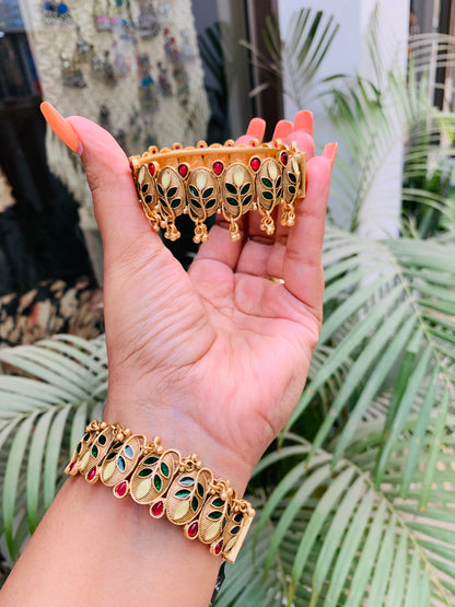 Meenakari Leaf Bangle
