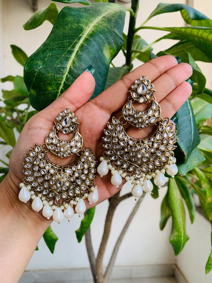 ChaandBaali With Maang Tika