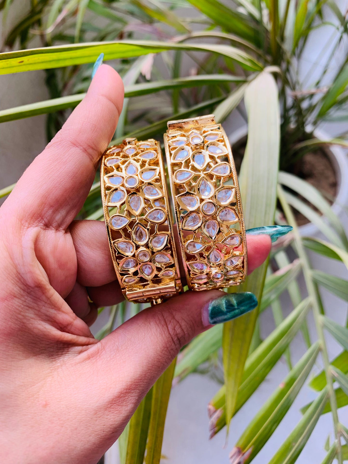 Real Golden Look Premium Bangles