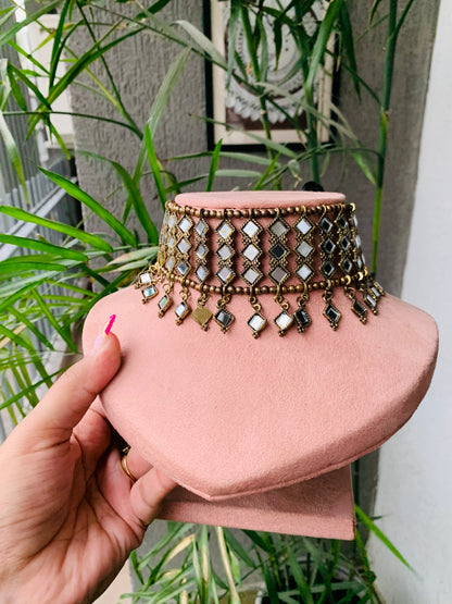 Square Mirrors Choker with Studs