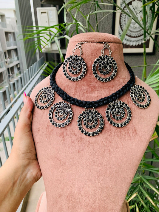 Black Bali Necklace with Earrings