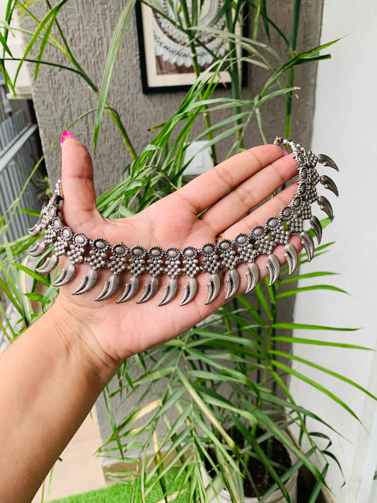 Choker design 1